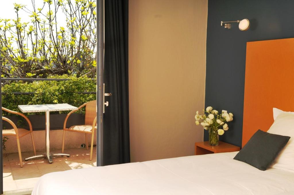 Les Jardins Du Canal Piscine Chauffee Aigues-Mortes Room photo