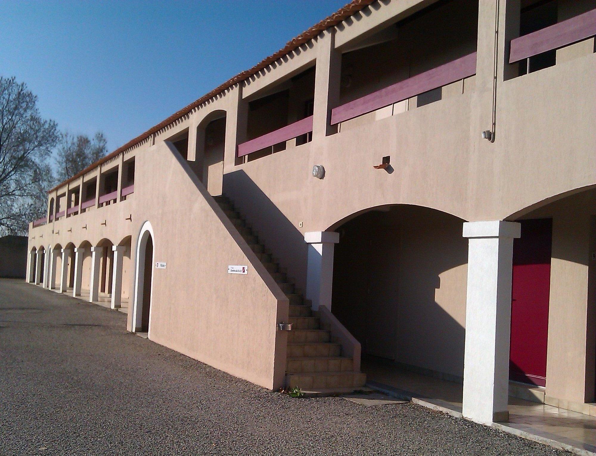 Les Jardins Du Canal Piscine Chauffee Aigues-Mortes Exterior photo